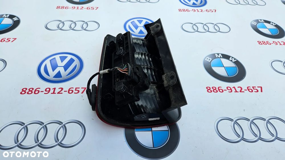 VW Caddy 2K III 3 LIFE 2003-2010 Lampa tył prawy Lampa tylna prawa z kostką 2K0945112A EUROPA ŁADAN KOMPLETNA - 5