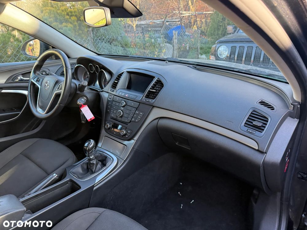 Opel Insignia 1.4 T Cosmo S&S - 10