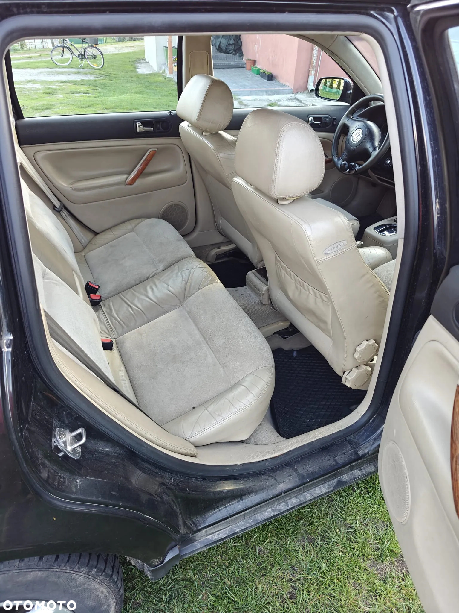Volkswagen Passat - 24