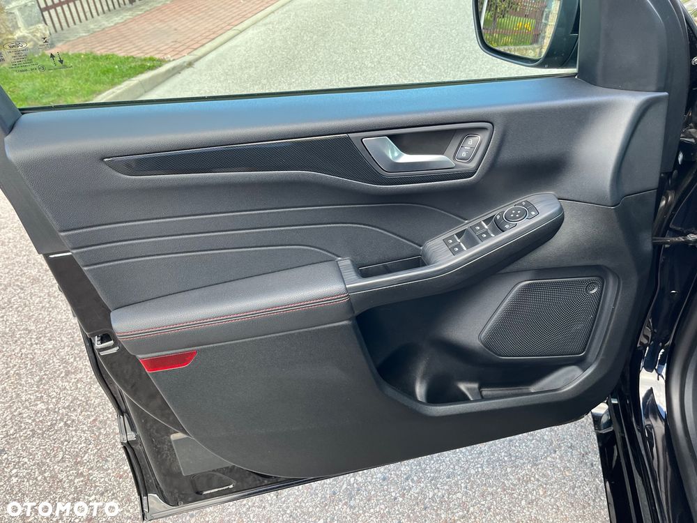 Ford Kuga 2.5 Duratec FHEV ST-LINE - 18