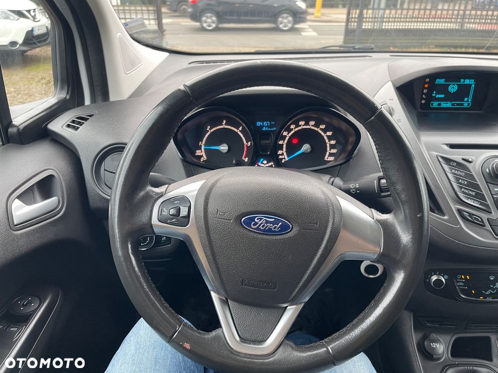 Ford Transit courier - 15