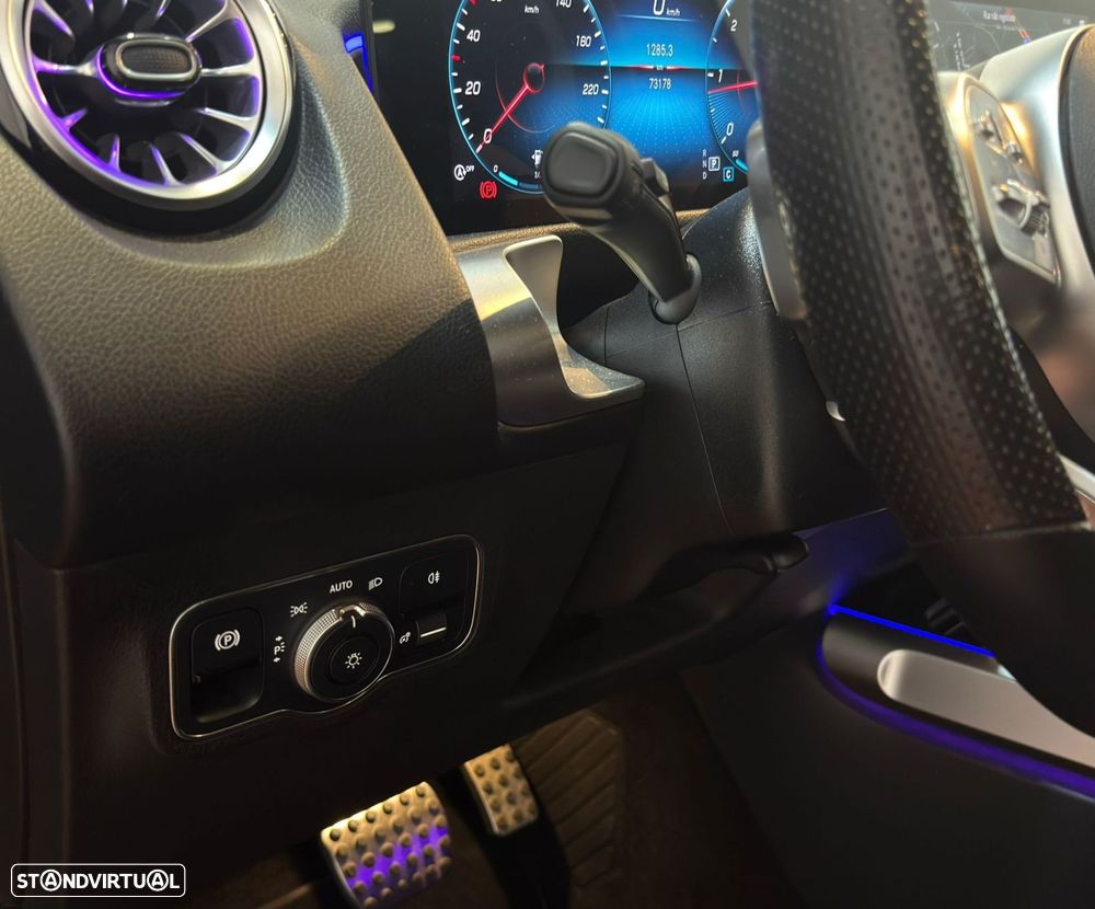 Mercedes-Benz GLB 180 d AMG Line - 21