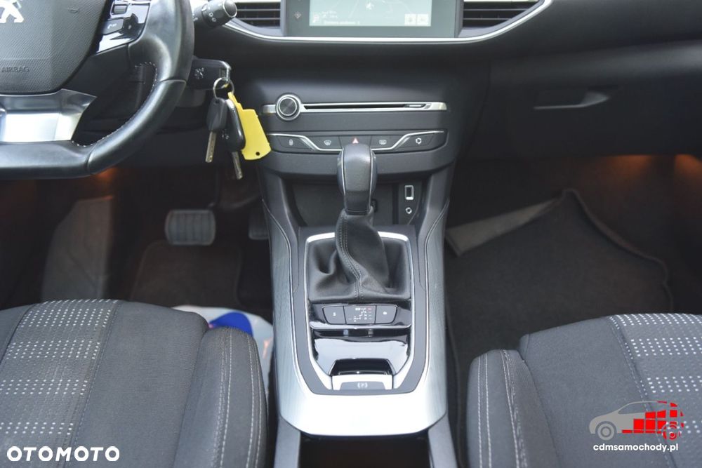 Peugeot 308 - 23