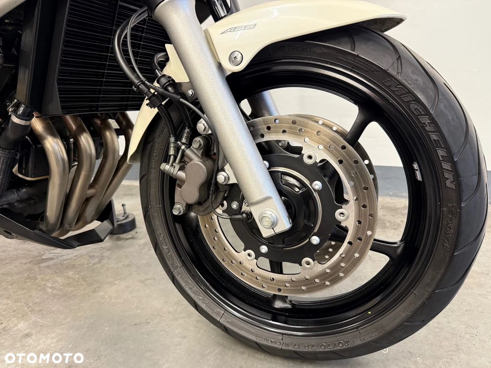 Yamaha XJ - 7