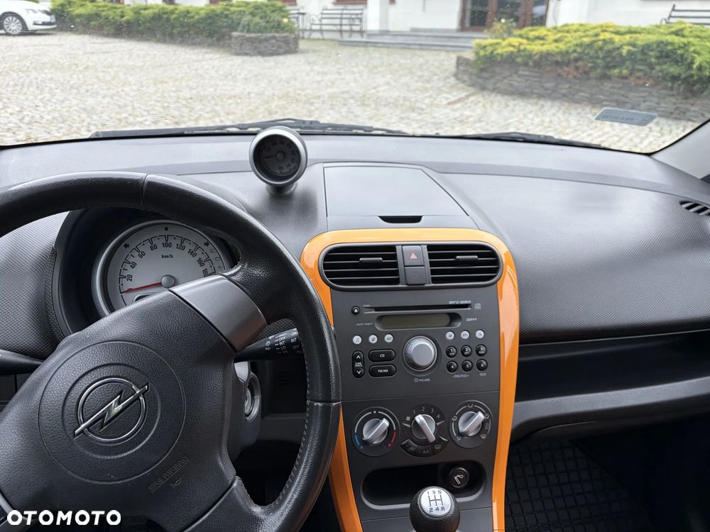 Opel Agila - 10
