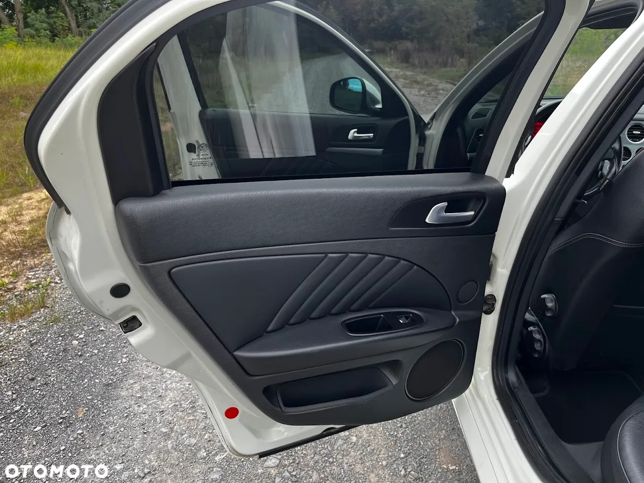 Alfa Romeo 159 1.9JTDM ti - 28