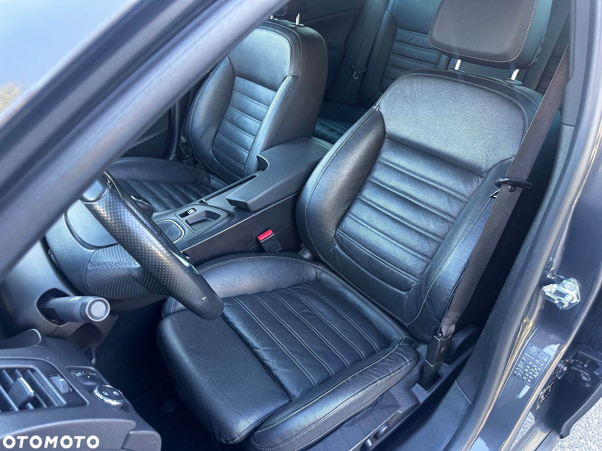 Opel Insignia - 38