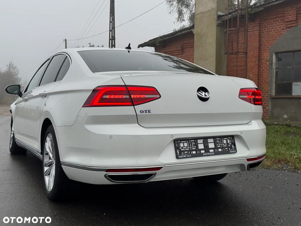 Volkswagen Passat Variant - 4