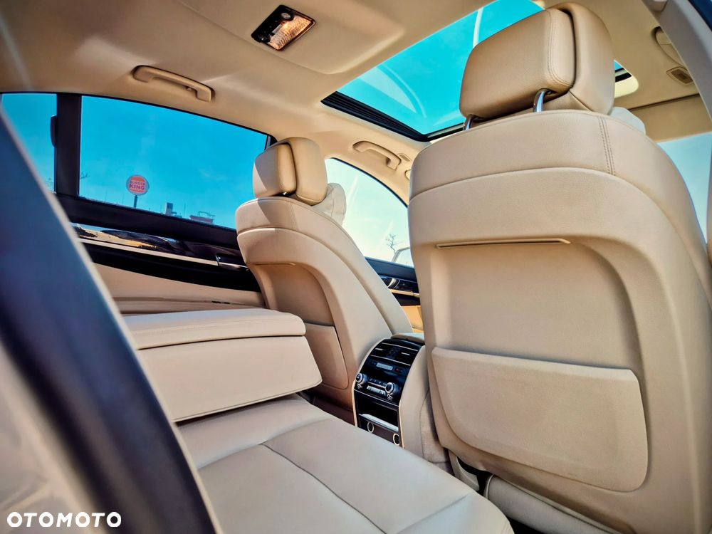 BMW Seria 7 - 4