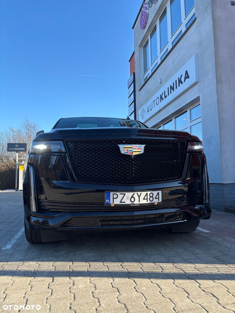 Cadillac Escalade 6.2 V8 AWD AT Platinum - 23