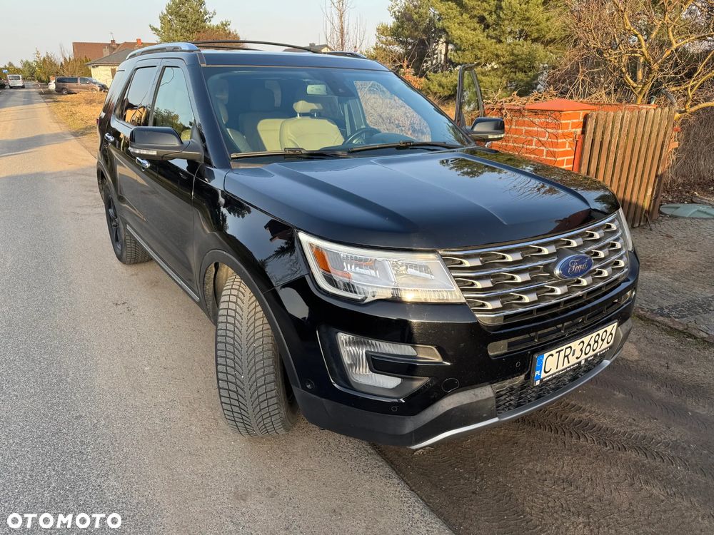 Ford Explorer - 3