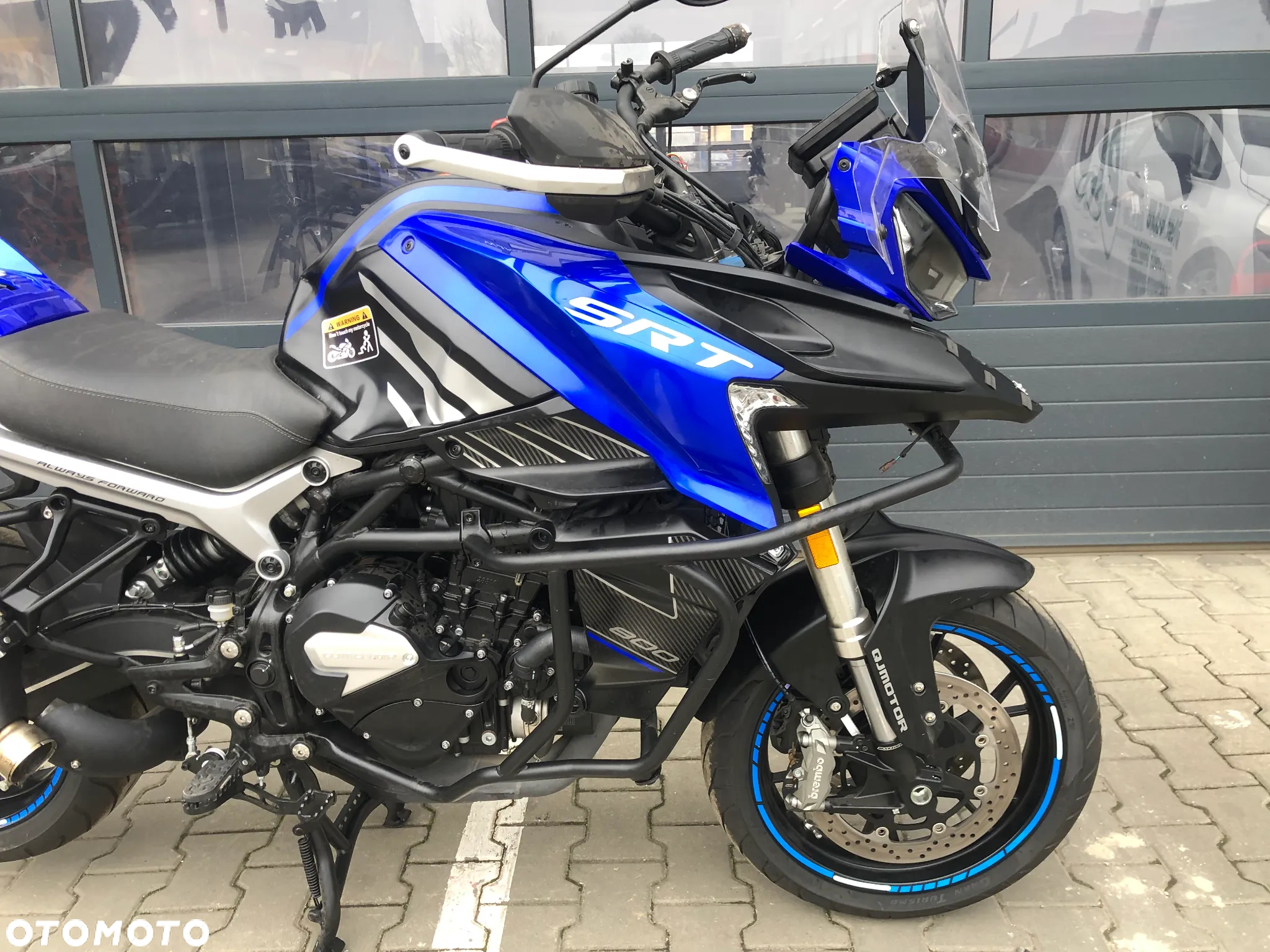 QJMOTOR SRT 800S - 10