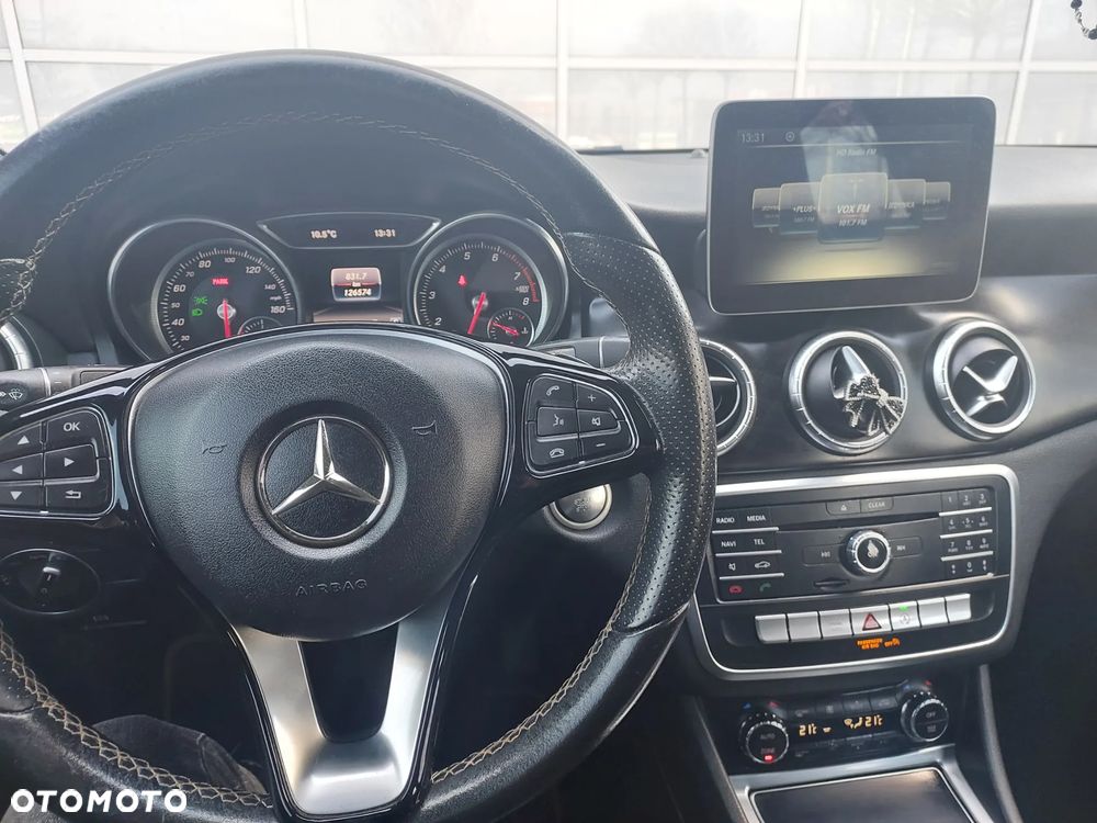 Mercedes-Benz CLA 250 7G-DCT Edition 1 - 9
