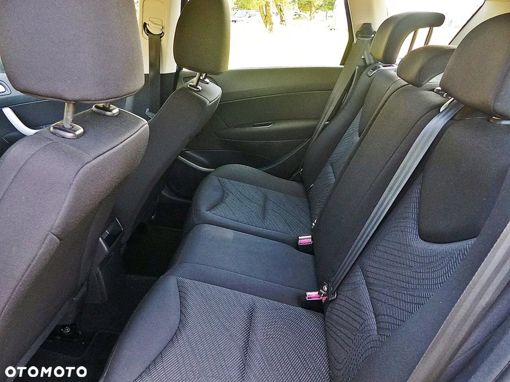 Peugeot 308 120 VTi Millesim 200 - 23