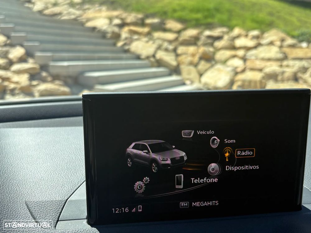 Audi Q2 1.6 TDI Design - 22