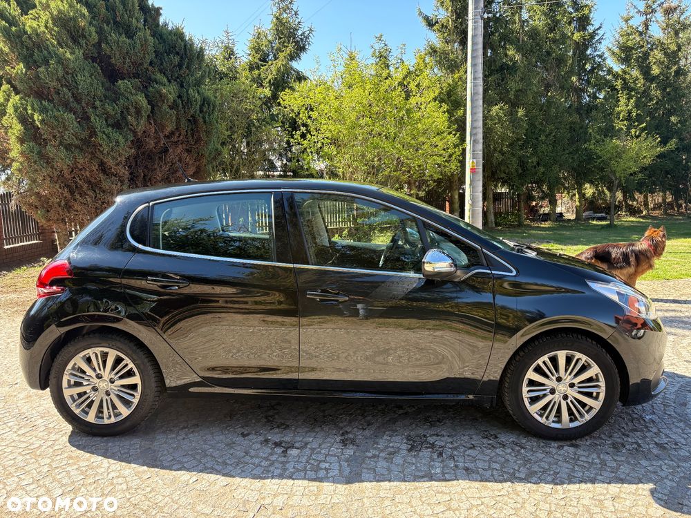 Peugeot 208 PureTech 82 Start & Stop Allure - 6