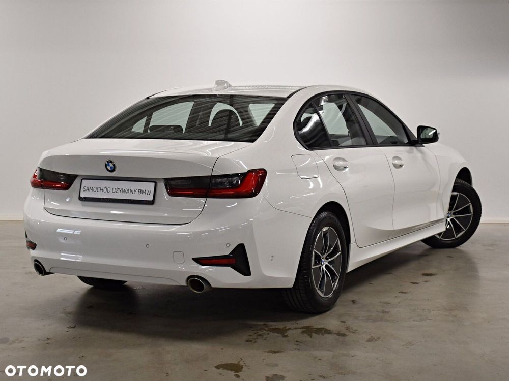 BMW Seria 3 318i Advantage - 6
