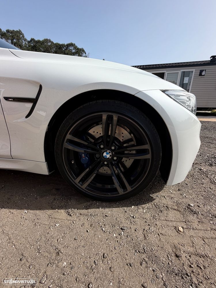 BMW M4 Auto - 28