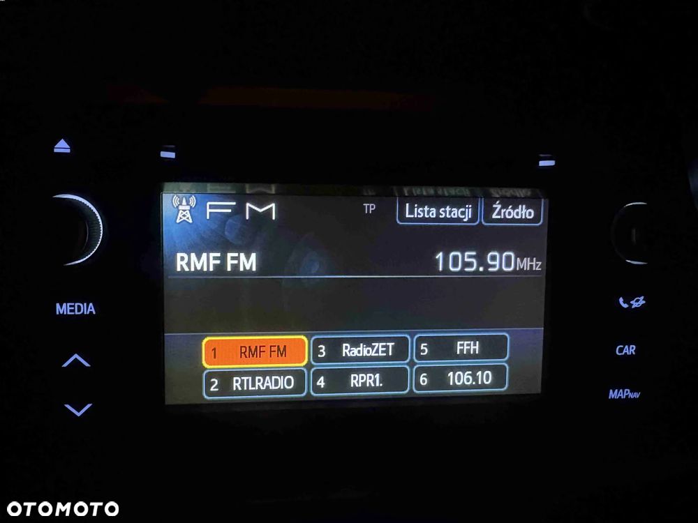 Toyota Auris 1.8 Hybrid Executive - 17