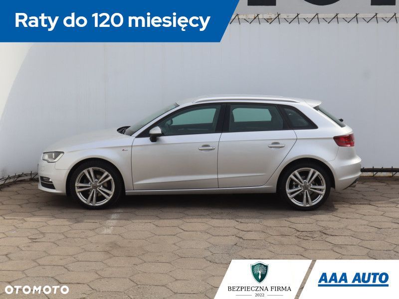 Audi A3 Sportback - 4