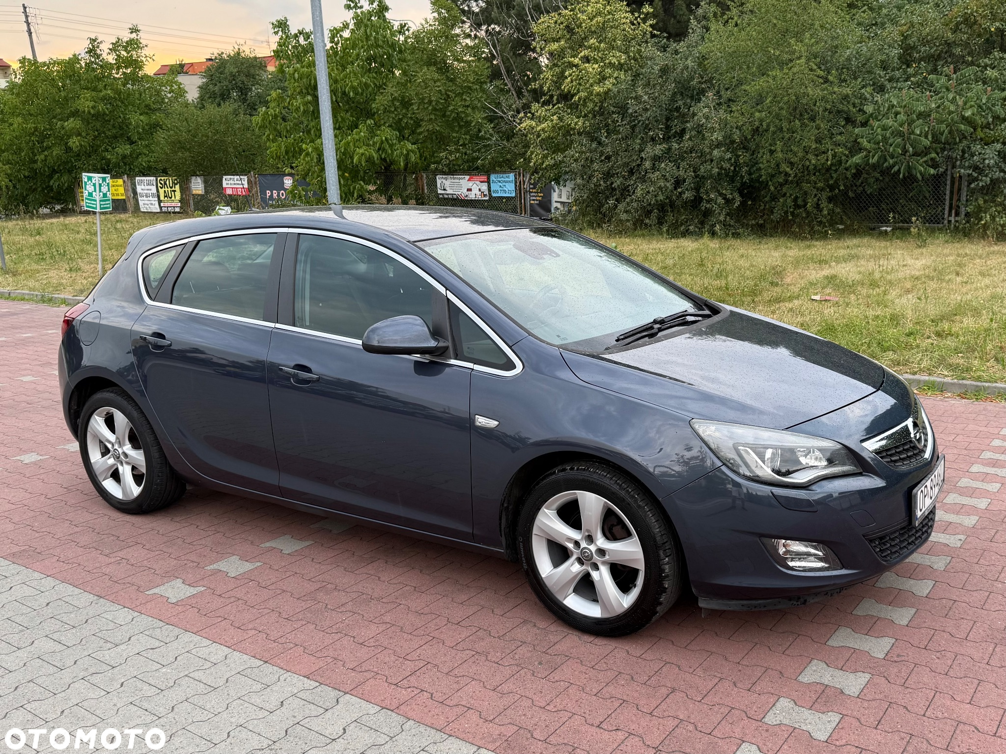 Opel Astra 1.6 - 9