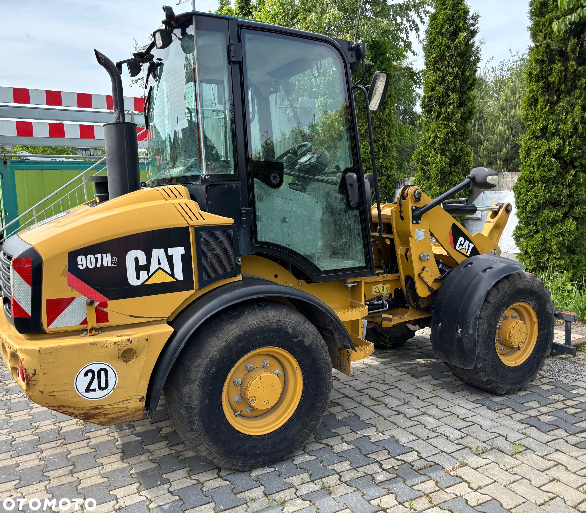 Caterpillar 907H2 rok 2013 4x4 szczeka dzielona - 4