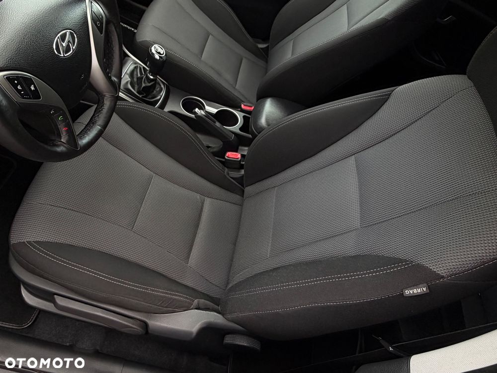 Hyundai i30 1.4 Trend - 25