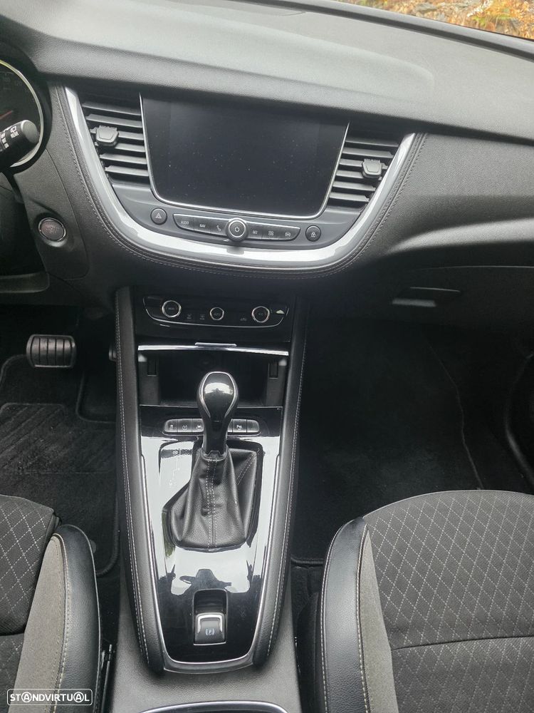 Opel Grandland X 1.6 D S&S Auto INNOVATION - 17