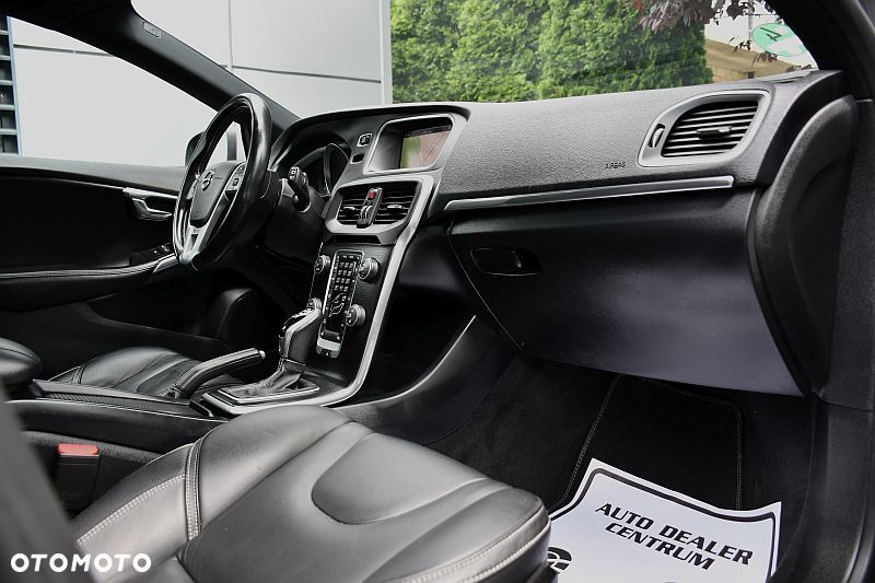 Volvo V40 T4 Geartronic RDesign - 6