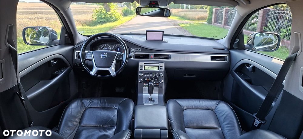 Volvo XC 70 2.4D AWD Kinetic - 9