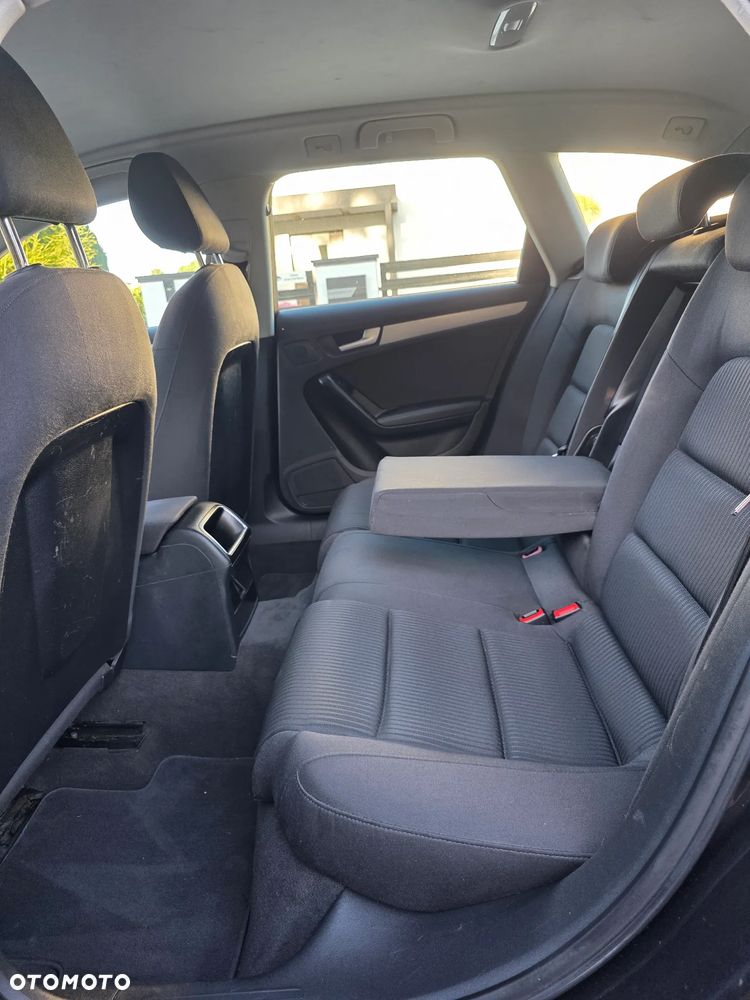 Audi A4 Avant - 32