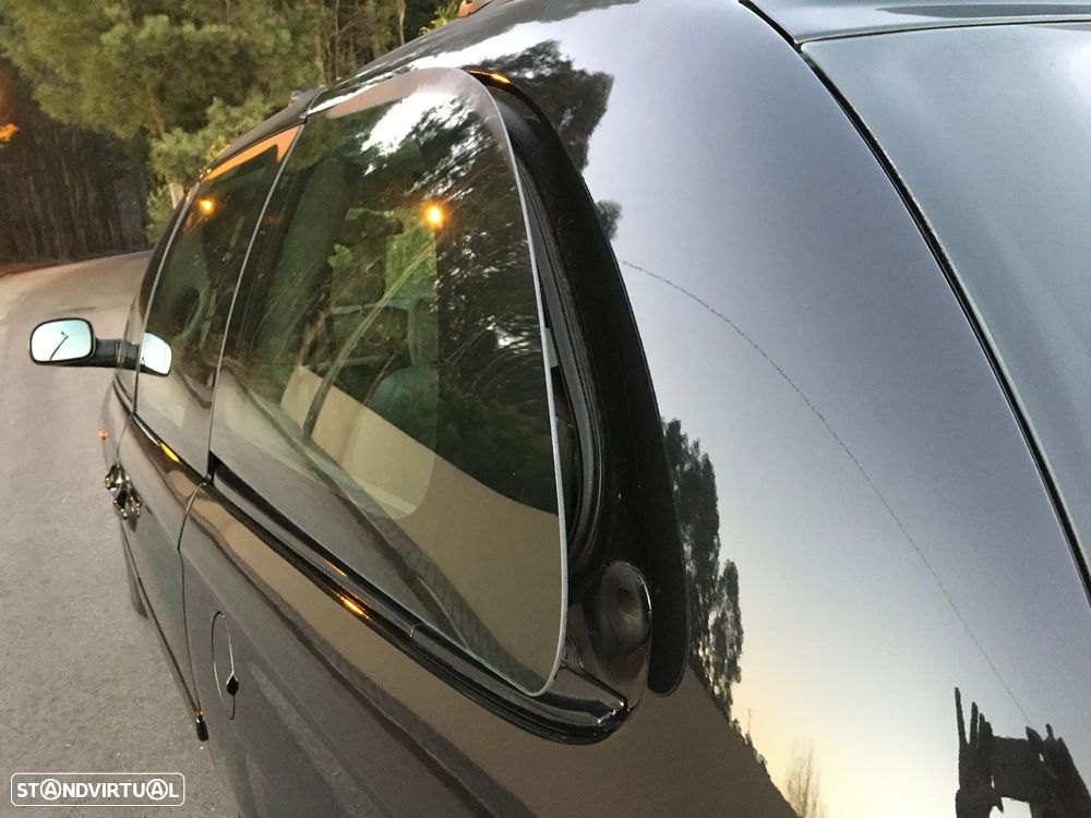 Chrysler Voyager 2.8 CRD ATX LX - 17