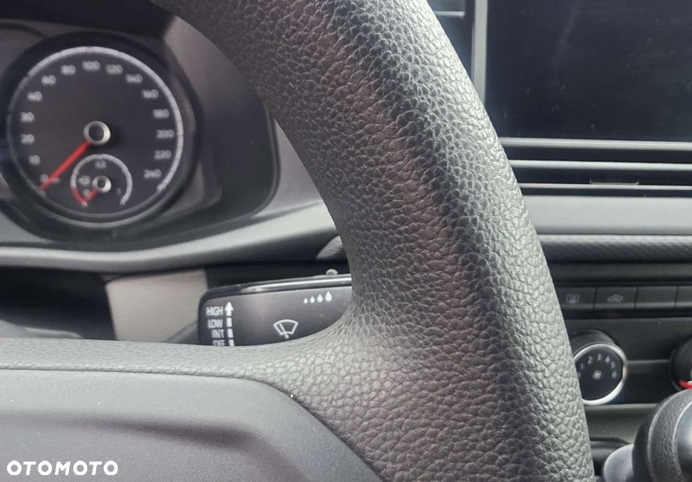 Volkswagen Transporter - 13