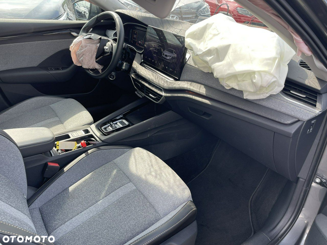 Skoda Octavia 2.0 TDI DSG 4x4 Style - 9