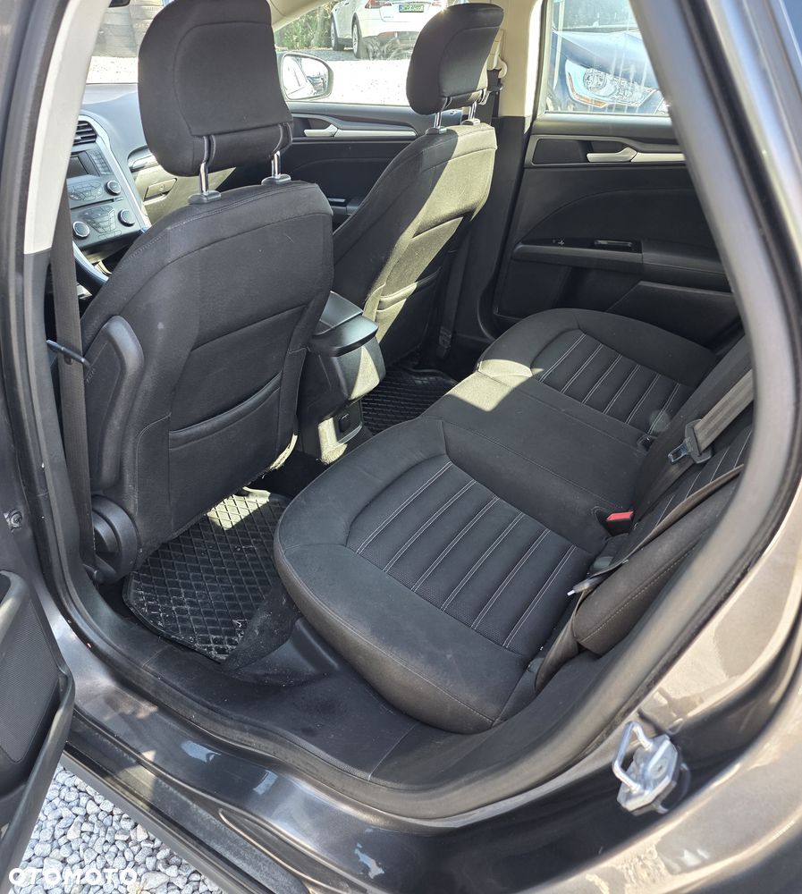 Ford Mondeo - 10