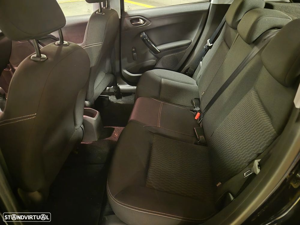 Peugeot 208 1.5 BlueHDi Active Pack - 38