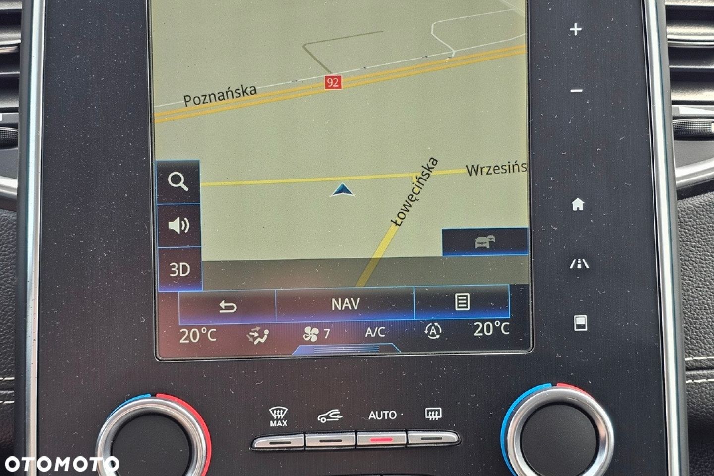 Renault Grand Scenic - 16