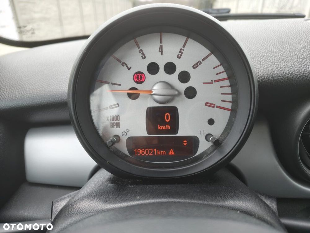 MINI ONE Minimalism - 8