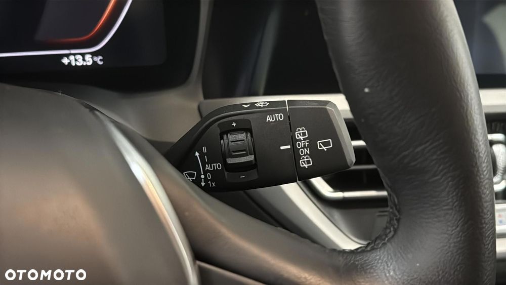 BMW Seria 3 318d MHEV Advantage - 28