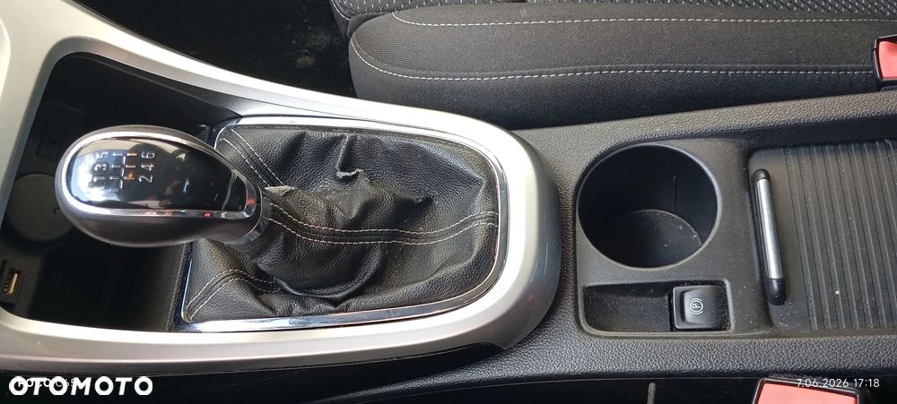 Opel Astra 1.4 Turbo Cosmo - 17