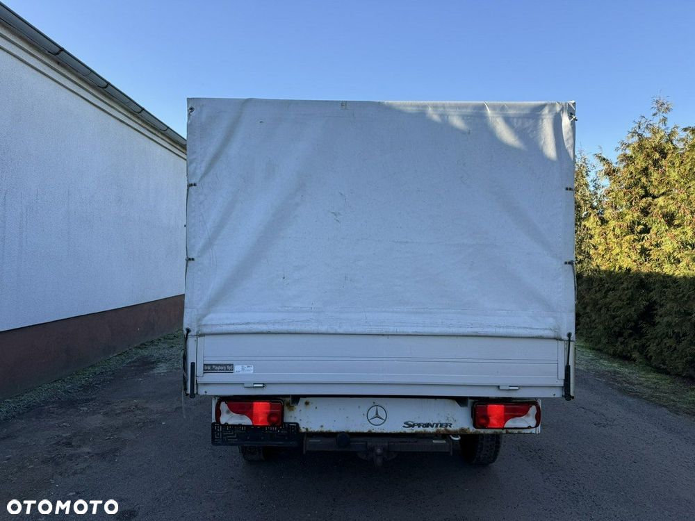 Mercedes-Benz Sprinter - 12