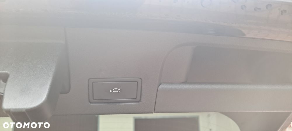 Volkswagen Arteon 2.0 TDI R-Line DSG - 24