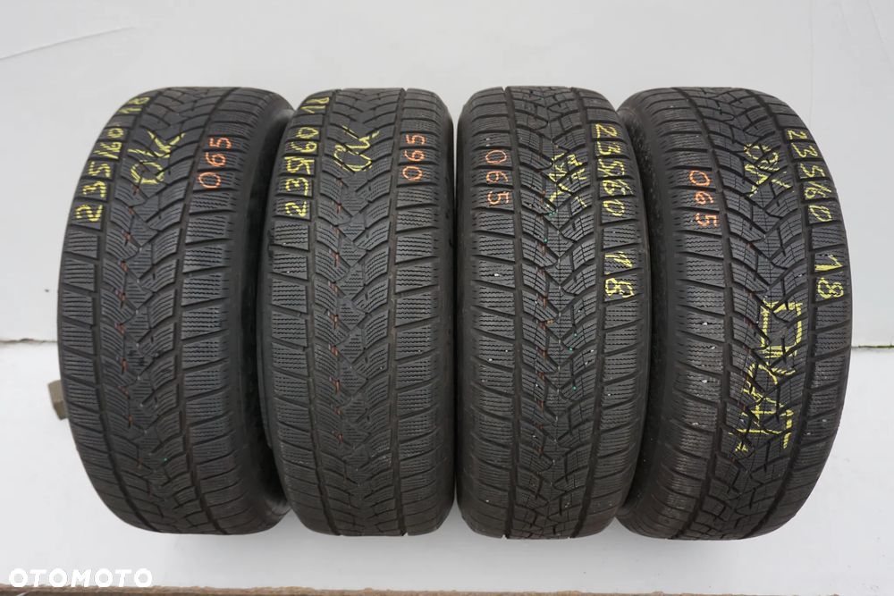 Dunlop Winter Sport 5 SUV 235 60 18 - 1
