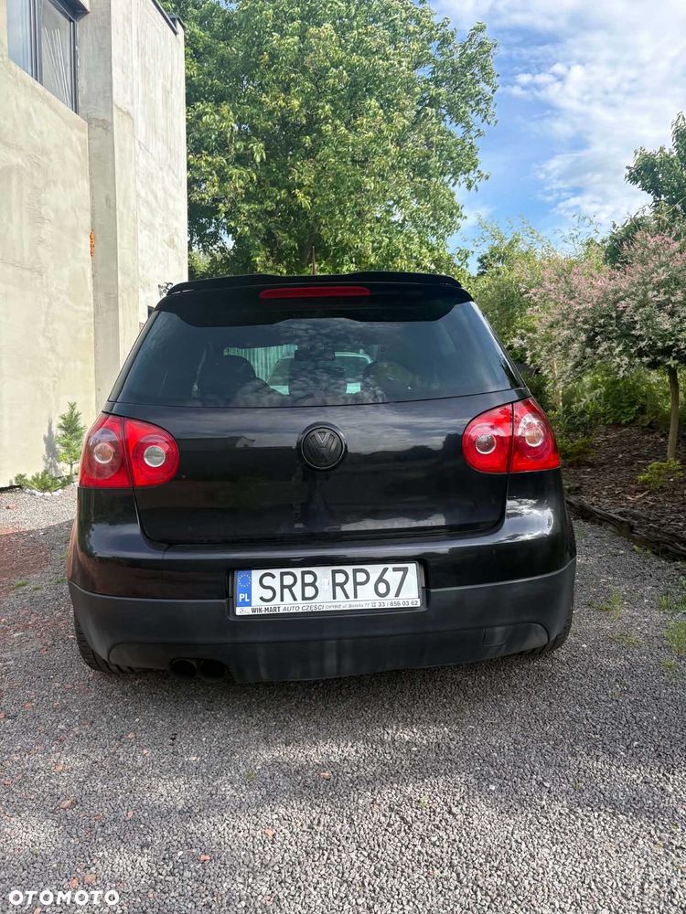 Volkswagen Golf - 6