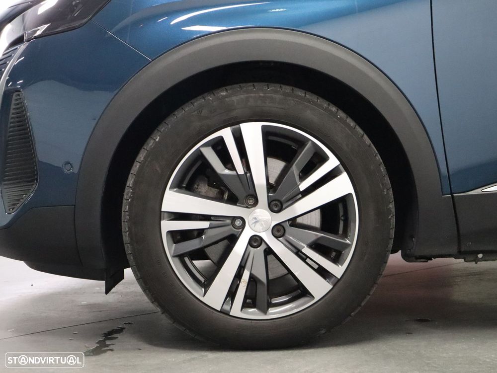 Peugeot 3008 1.6 Hybrid Allure e-EAT8 - 23