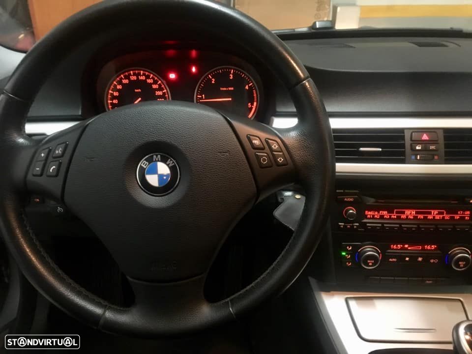 BMW 320 d - 9