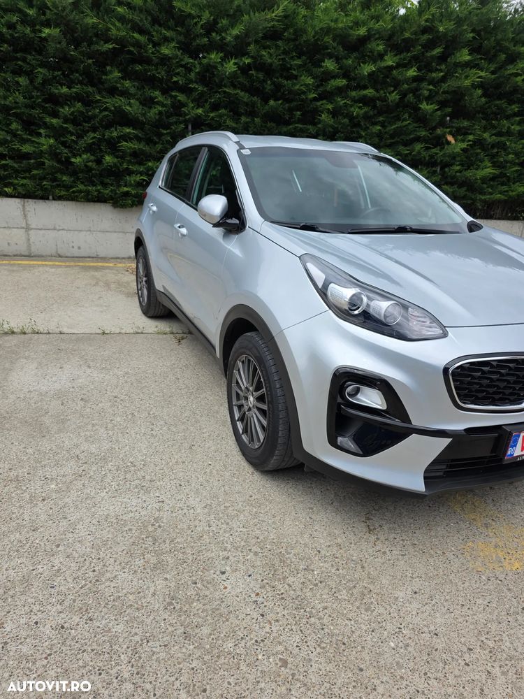 Kia Sportage 1.6 DSL MHEV 7DCT HP 4x2 Style - 6