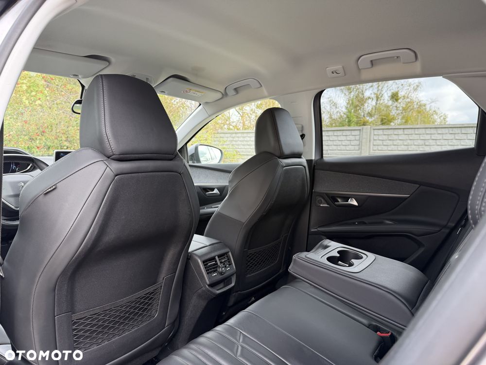 Peugeot 3008 1.6 PureTech GPF Allure S&S EAT8 - 32