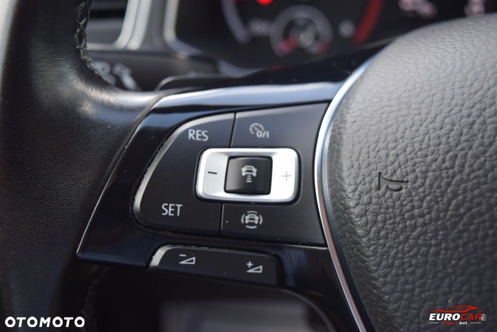 Volkswagen T-Roc 2.0 TDI SCR DSG IQ.DRIVE - 21
