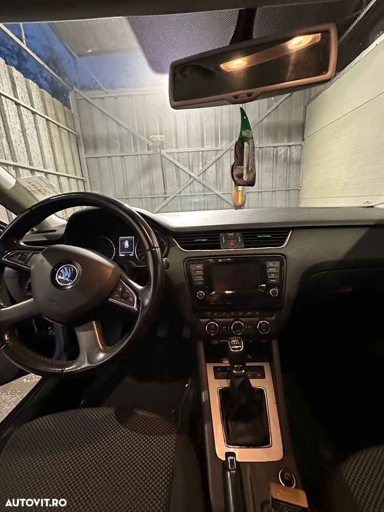 Skoda Octavia 1.6 TDI GREENLINE - 7